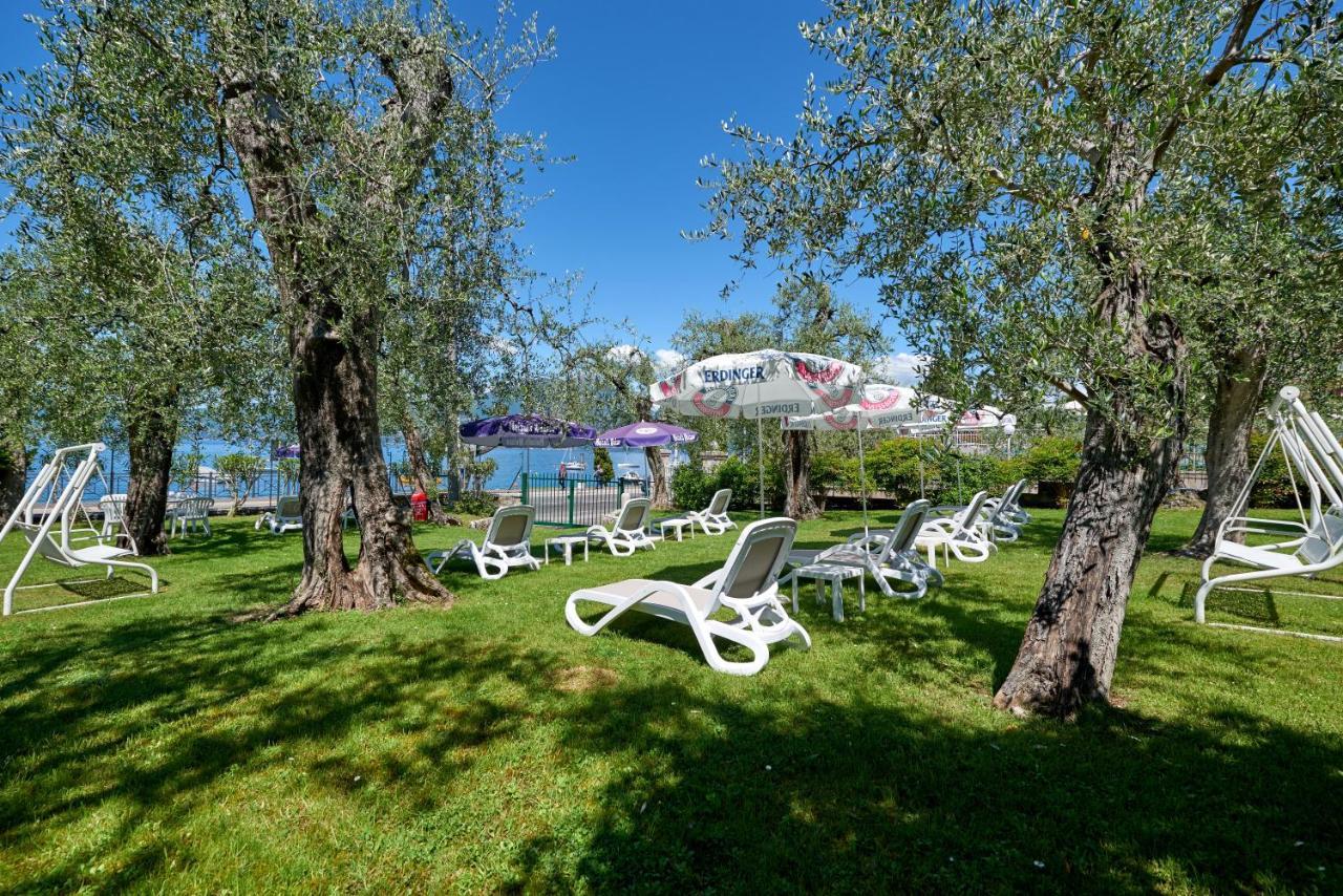 Hotel Benacus Torri Del Benaco Zewnętrze zdjęcie