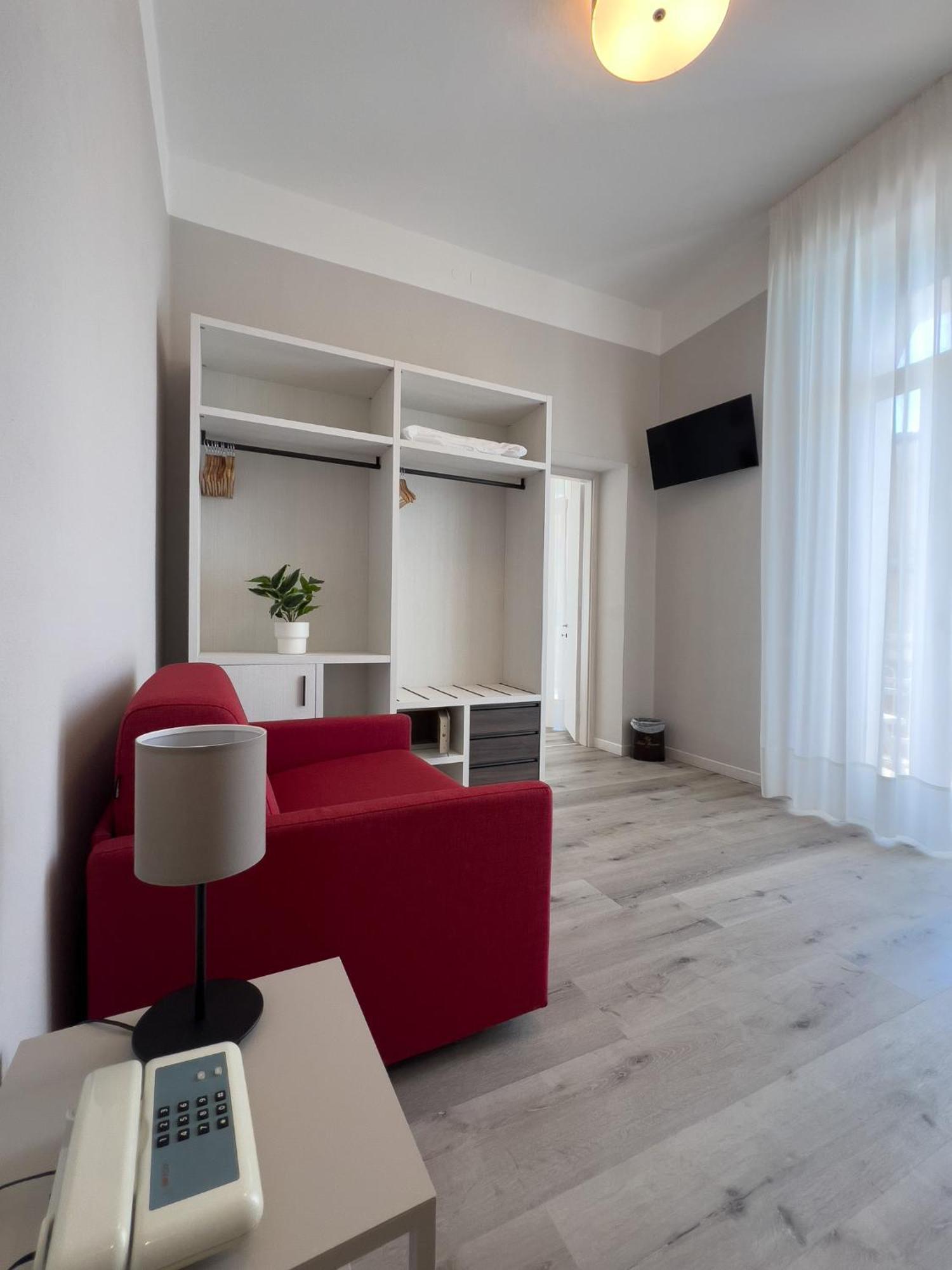 Hotel Benacus Torri Del Benaco Zewnętrze zdjęcie