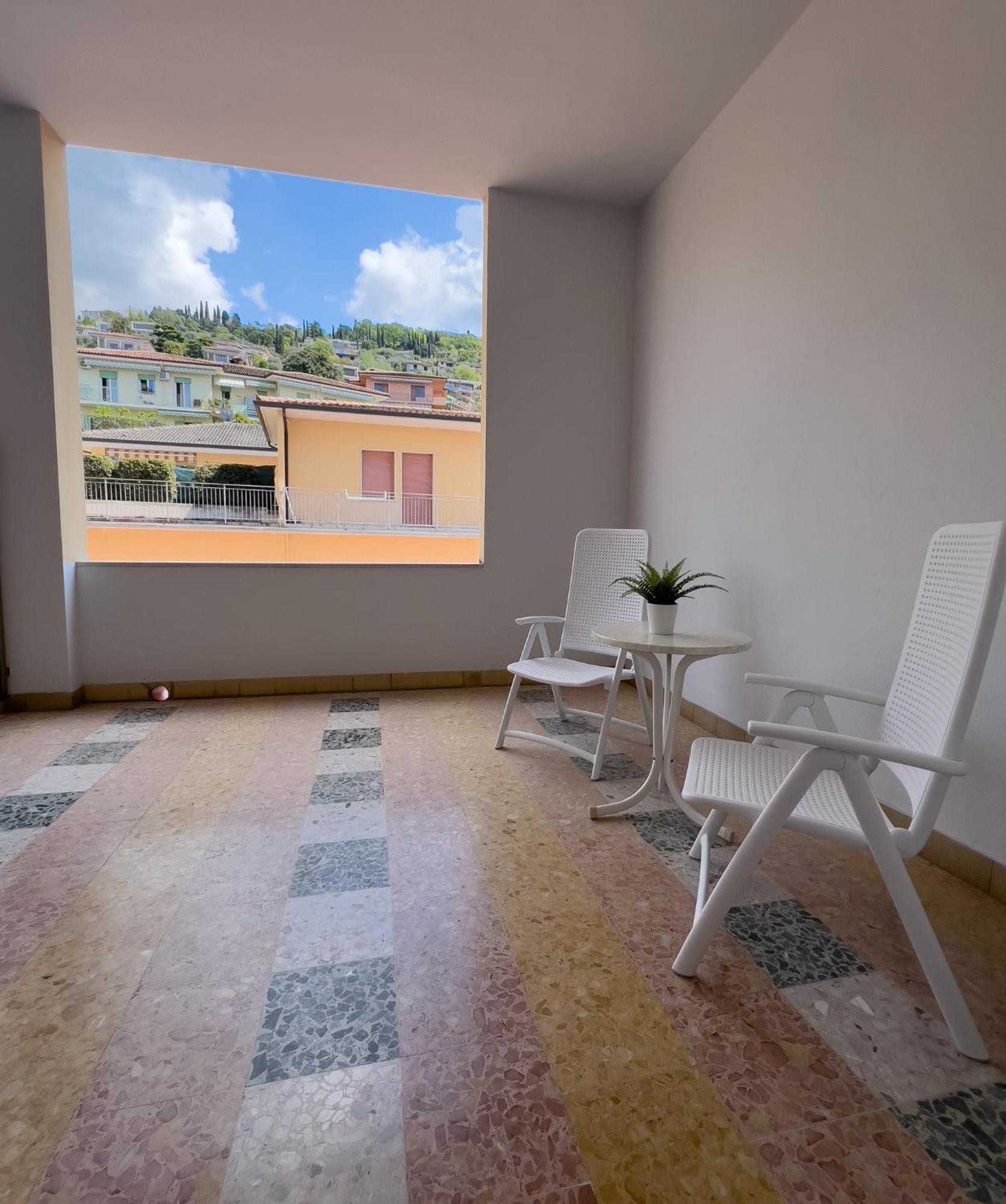 Hotel Benacus Torri Del Benaco Zewnętrze zdjęcie